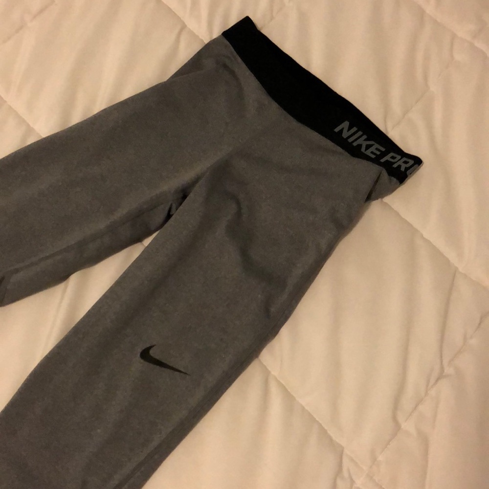 Size XS Nike Pro Dri-fit leggings.  OBO!!
